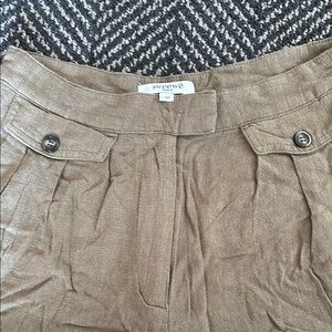 Sweewe Paris green Tan Pleated shorts